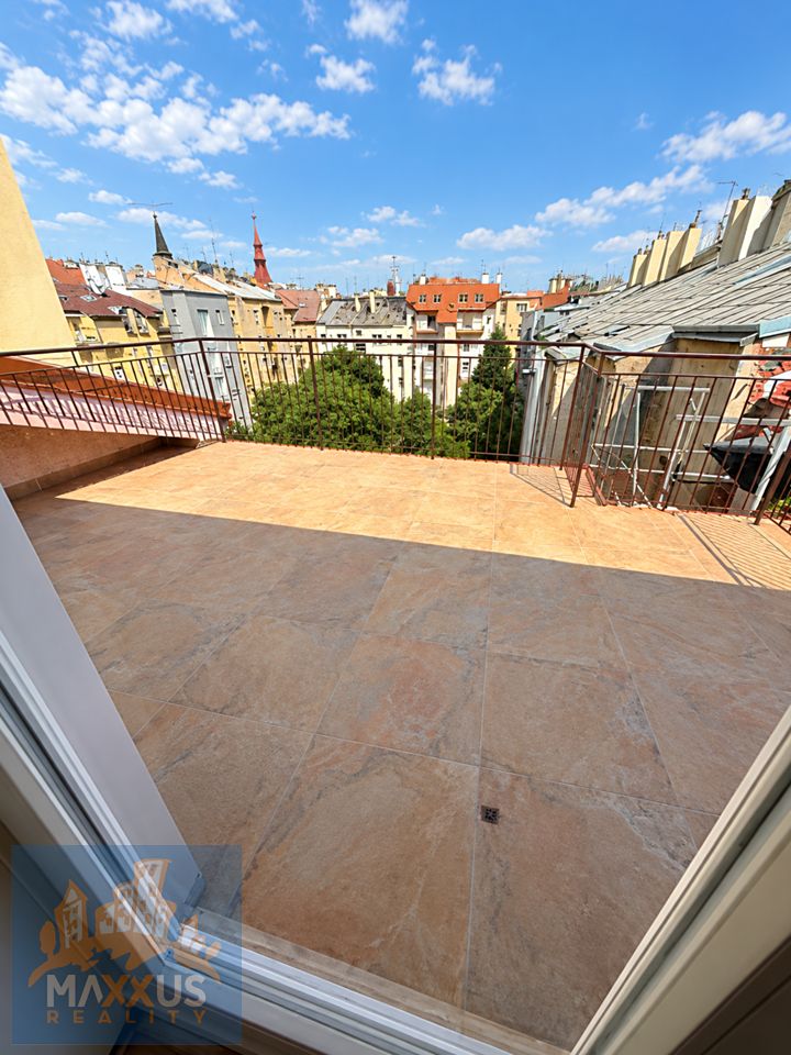 Pronájem bytu 2+kk 74 m²
